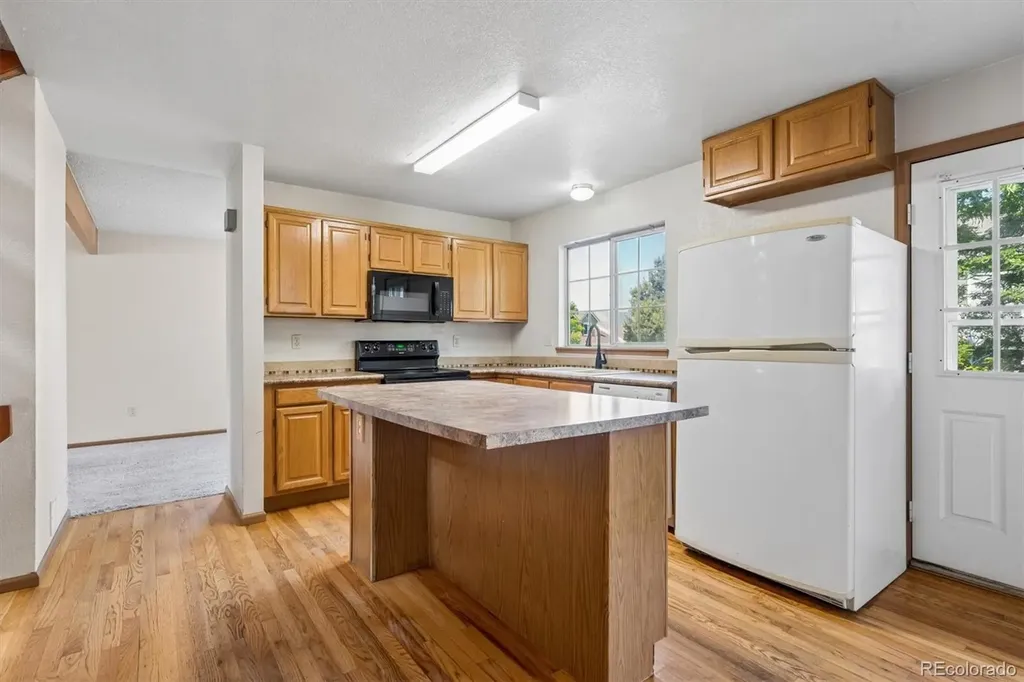 9809 Rosewalk Drive Littleton CO 80129
