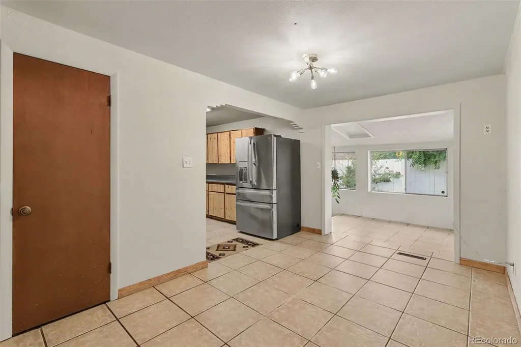 933 Nelson Street Lakewood CO 80215