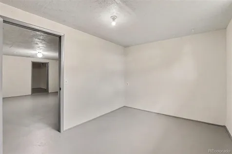 933 Nelson Street Lakewood CO 80215