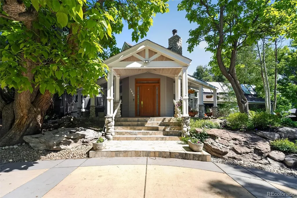 1820 Glen Ayr Drive Lakewood CO 80215
