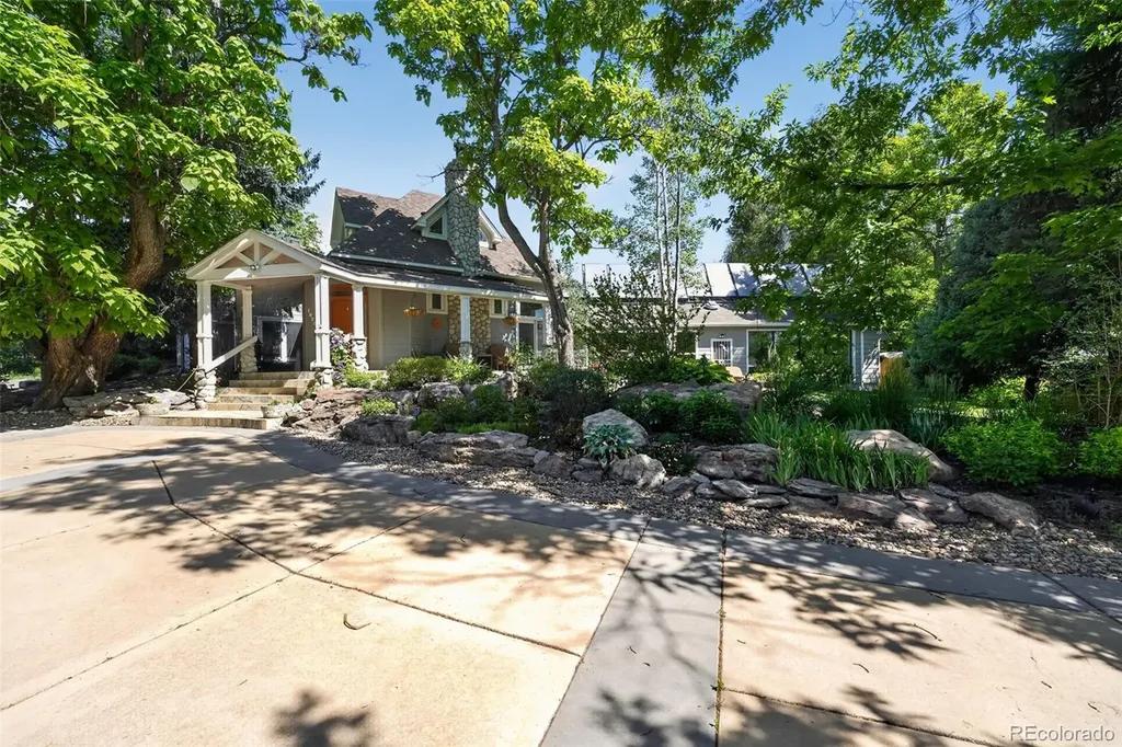 1820 Glen Ayr Drive Lakewood CO 80215