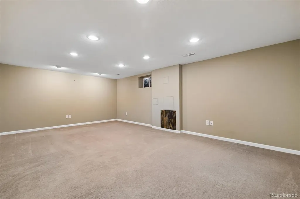 2811 S Yates Street Denver CO 80236