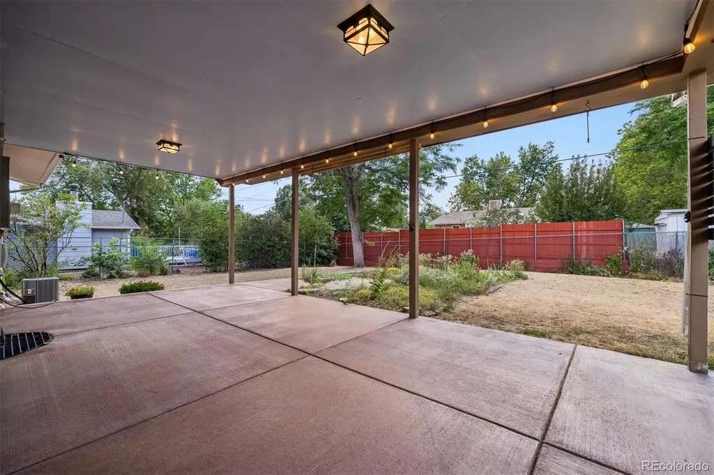 2811 S Yates Street Denver CO 80236