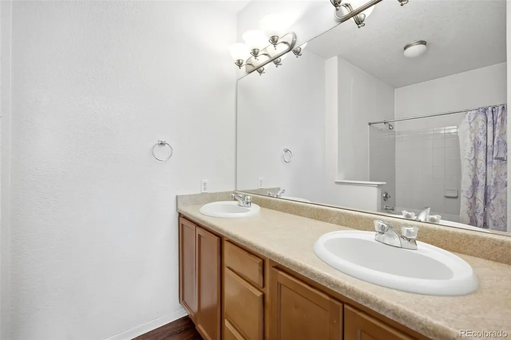 15700 E Jamison Drive Englewood CO 80112