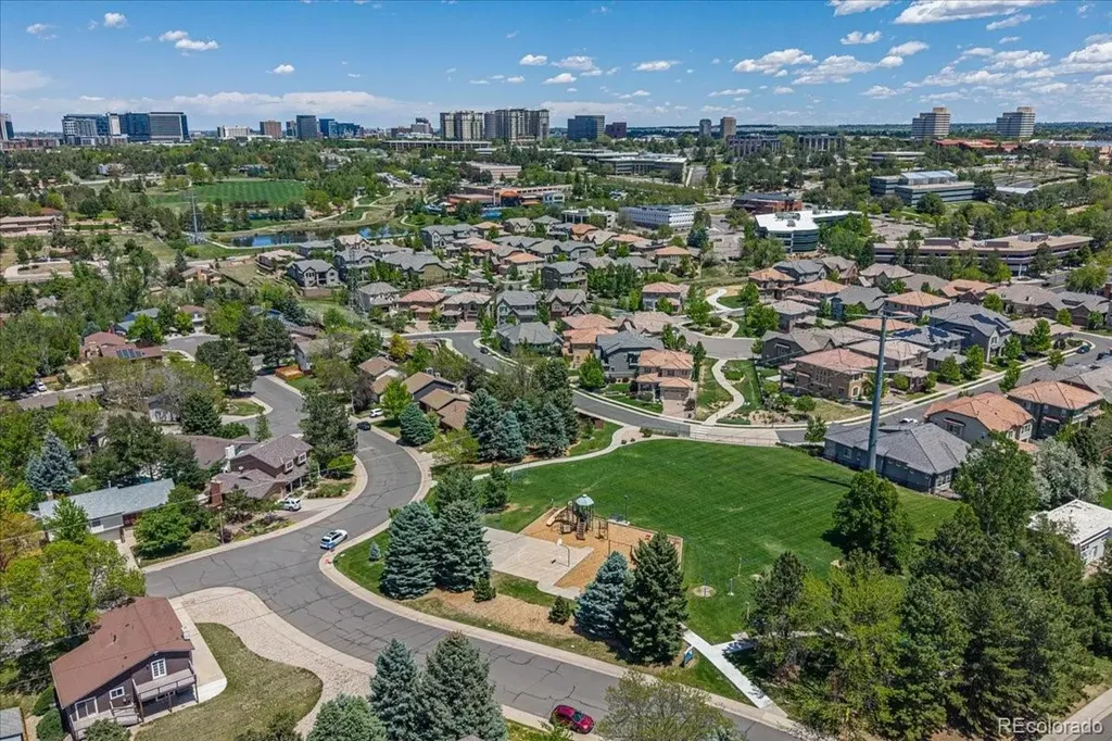 6161 S Niagara Way Centennial CO 80111