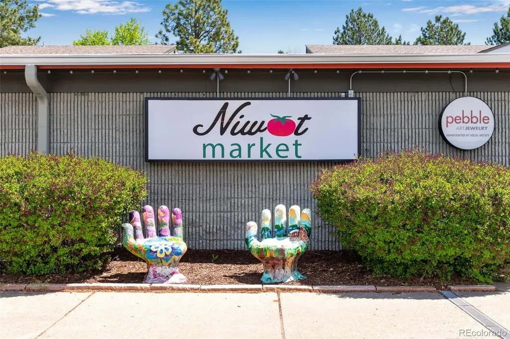 8050 Niwot Road Niwot CO 80503