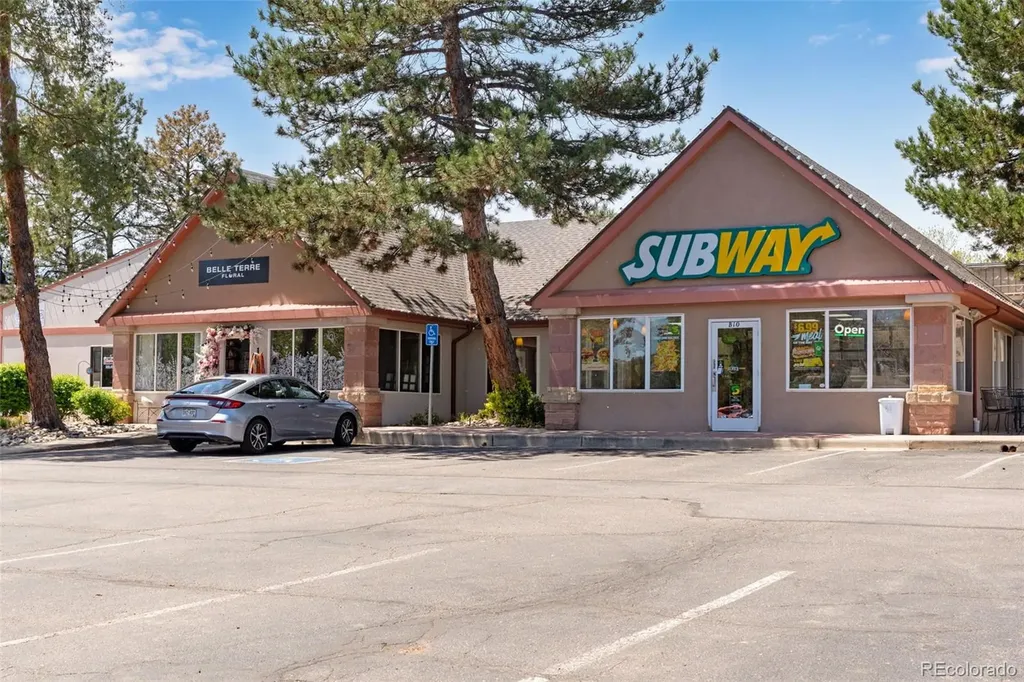 8050 Niwot Road Niwot CO 80503