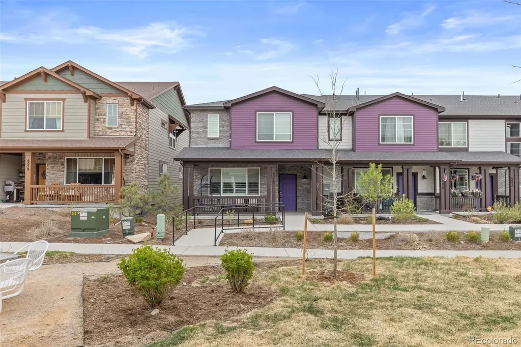 6078 N Lisbon Street Aurora CO 80019