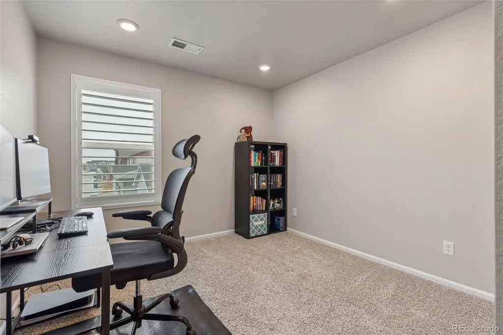 6078 N Lisbon Street Aurora CO 80019