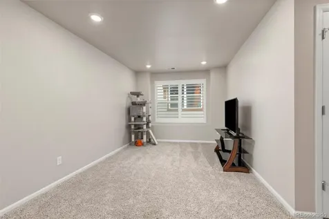 6078 N Lisbon Street Aurora CO 80019