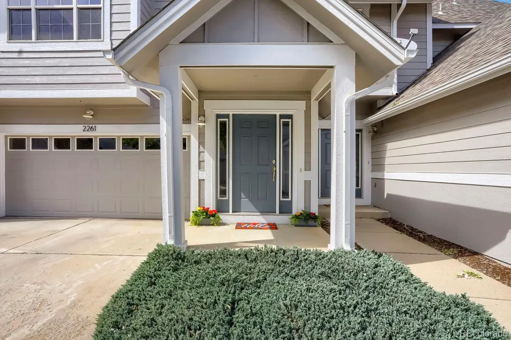 2261 Watersong Circle Longmont CO 80504