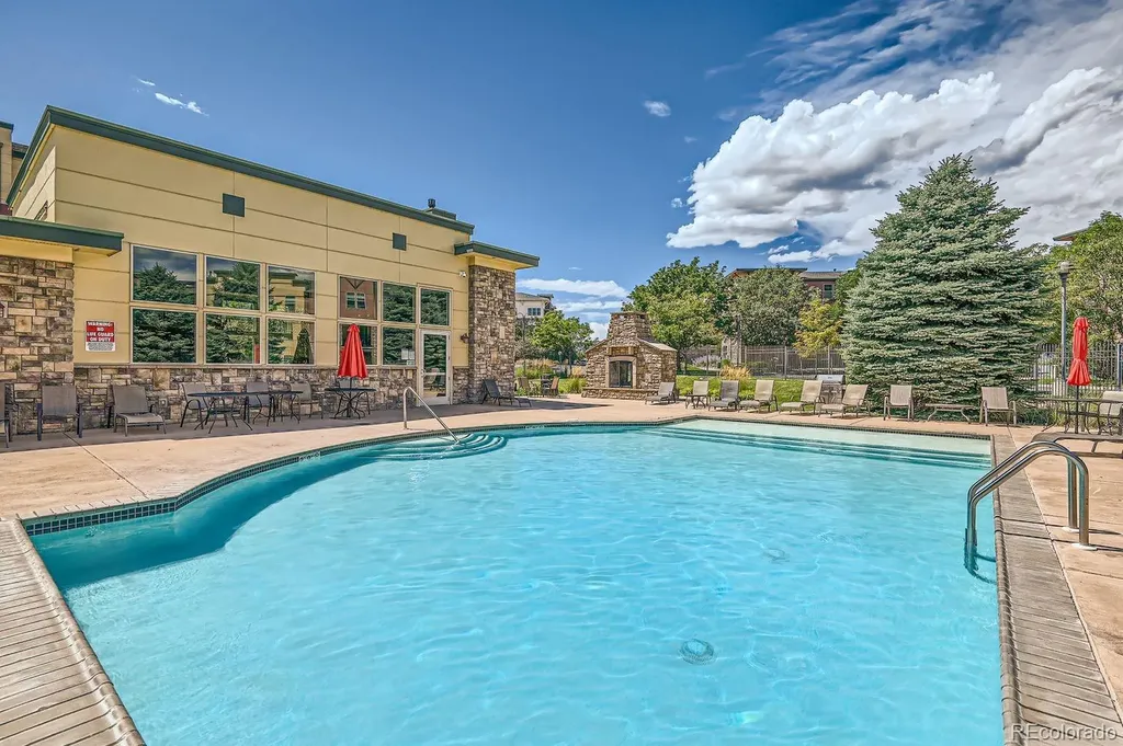 13516 Via Varra Broomfield CO 80020