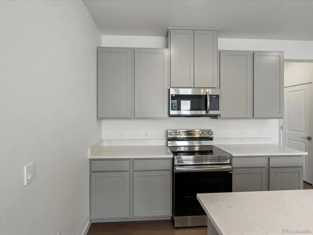 6153 N Ceylon Street Denver CO 80249