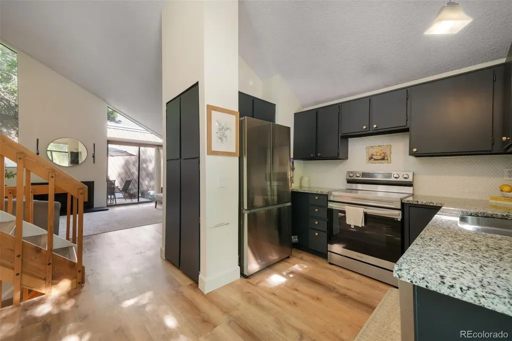 10229 E Peakview Avenue Englewood CO 80111
