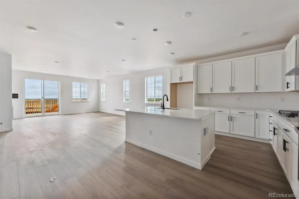 25283 E Warren Place Aurora CO 80018