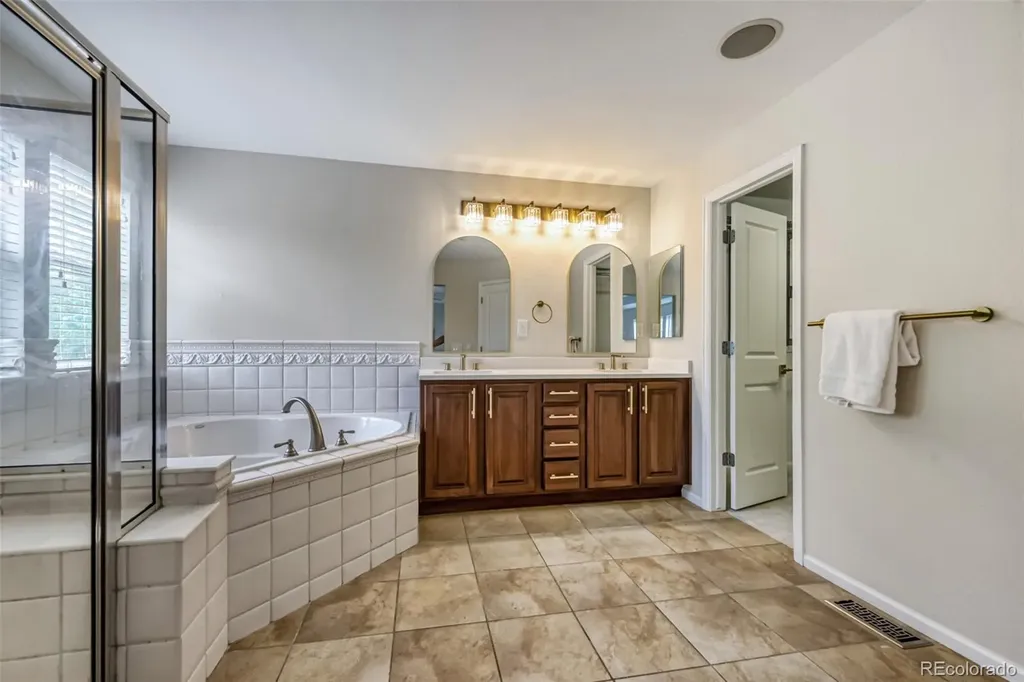3280 S Malaya Court Aurora CO 80013