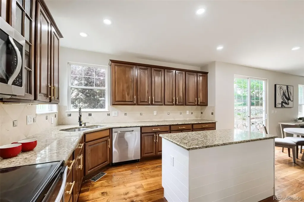 3280 S Malaya Court Aurora CO 80013