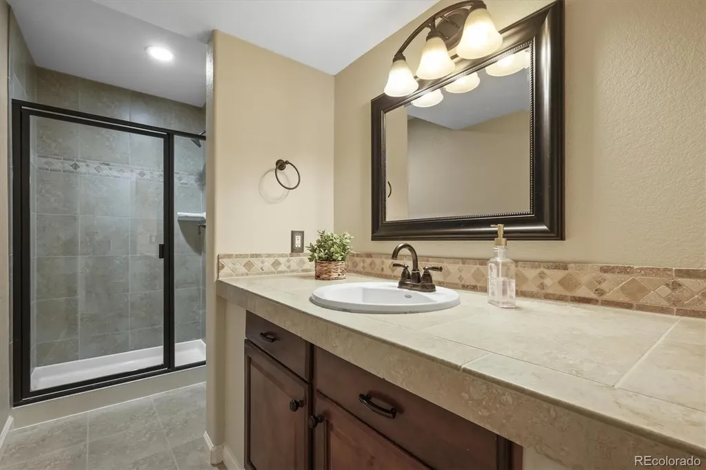 7680 S Blackstone Parkway Aurora CO 80016