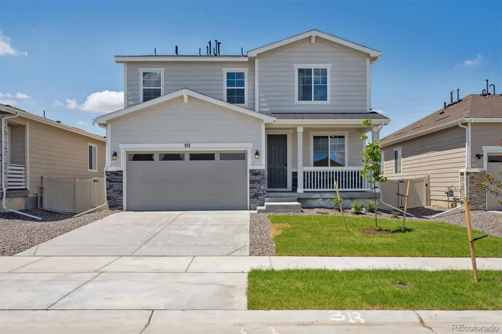 313 W Owen Avenue Keenesburg CO 80643