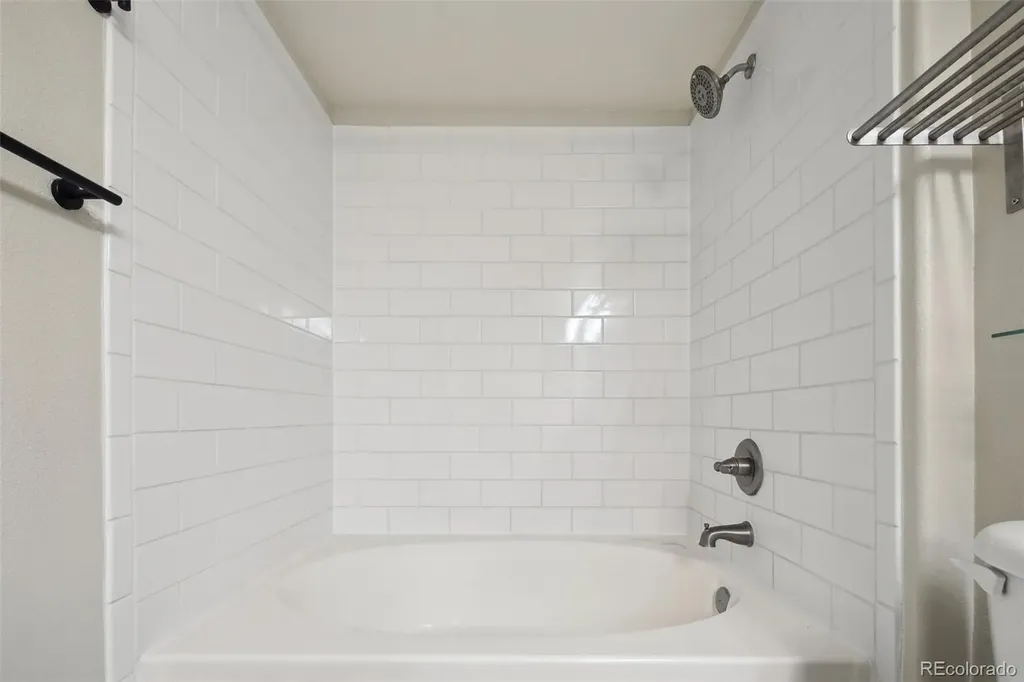 8775 W Berry Avenue Littleton CO 80123