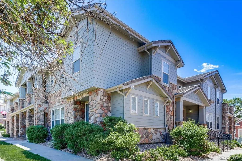 23043 E Ontario Drive Aurora CO 80016