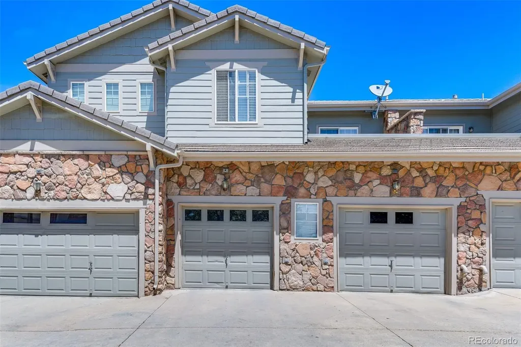 23043 E Ontario Drive Aurora CO 80016