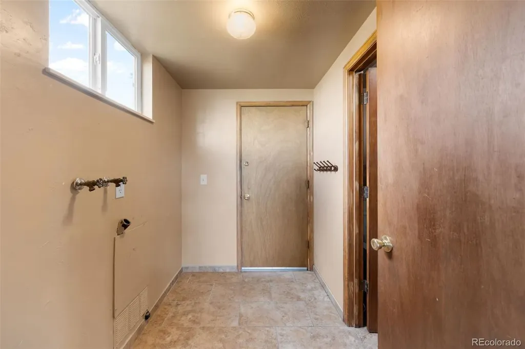 9295 W 77th Drive Arvada CO 80005