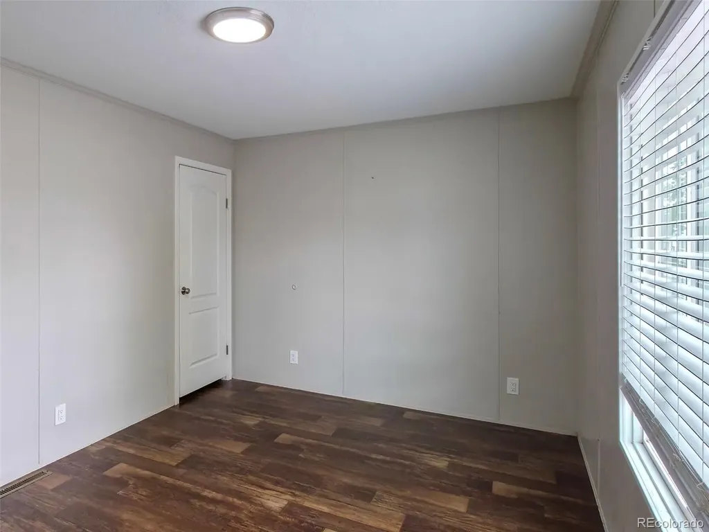 1743 Pagosa Way Aurora CO 80011