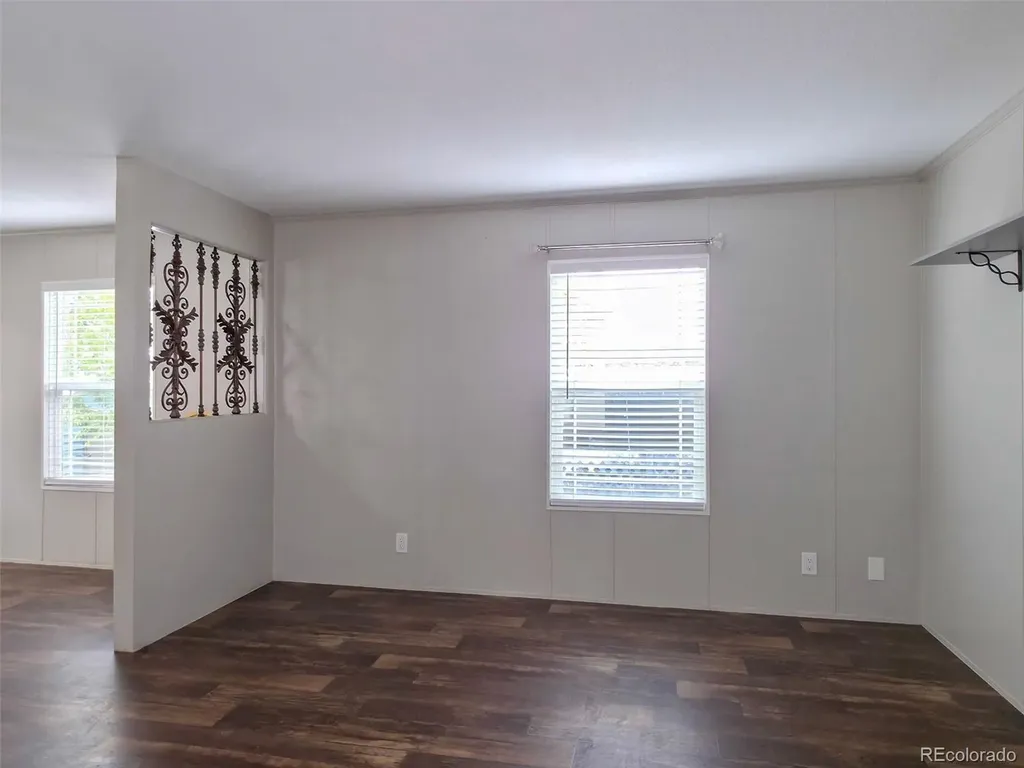 1743 Pagosa Way Aurora CO 80011
