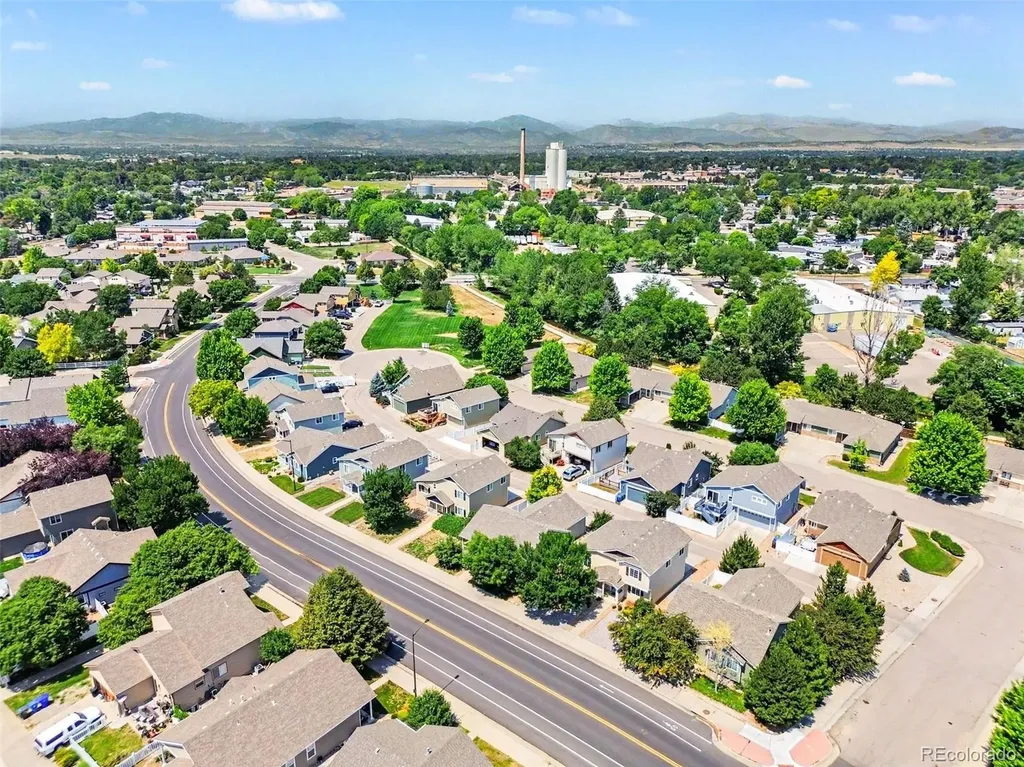 1887 E 11th Street Loveland CO 80537