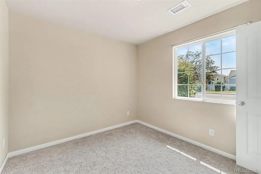 1887 E 11th Street Loveland CO 80537