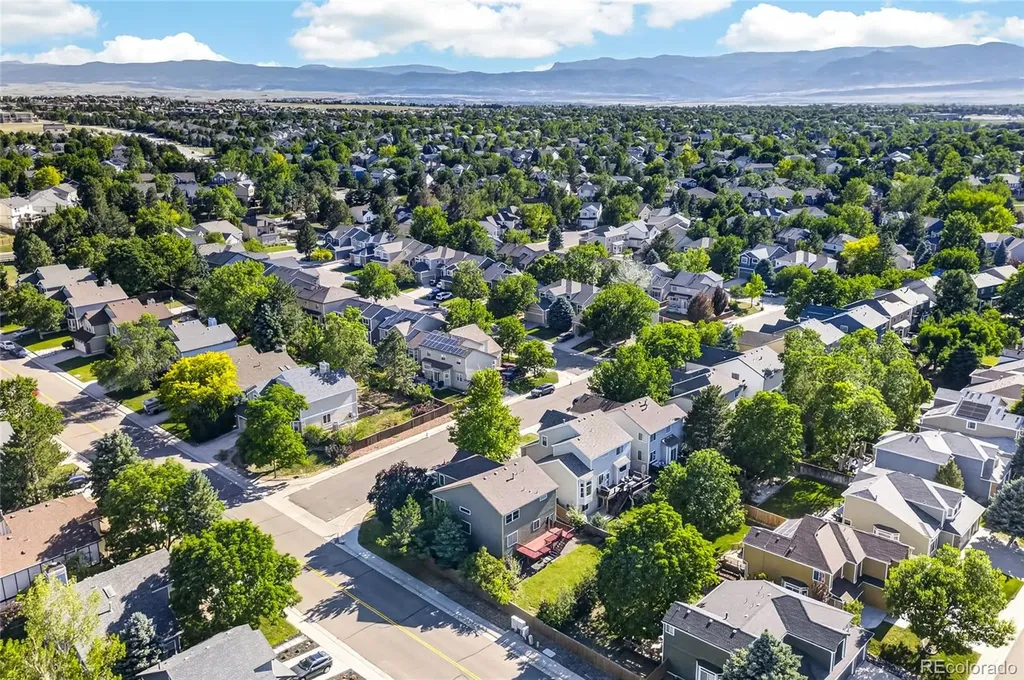 9770 Red Oakes Drive Littleton CO 80126