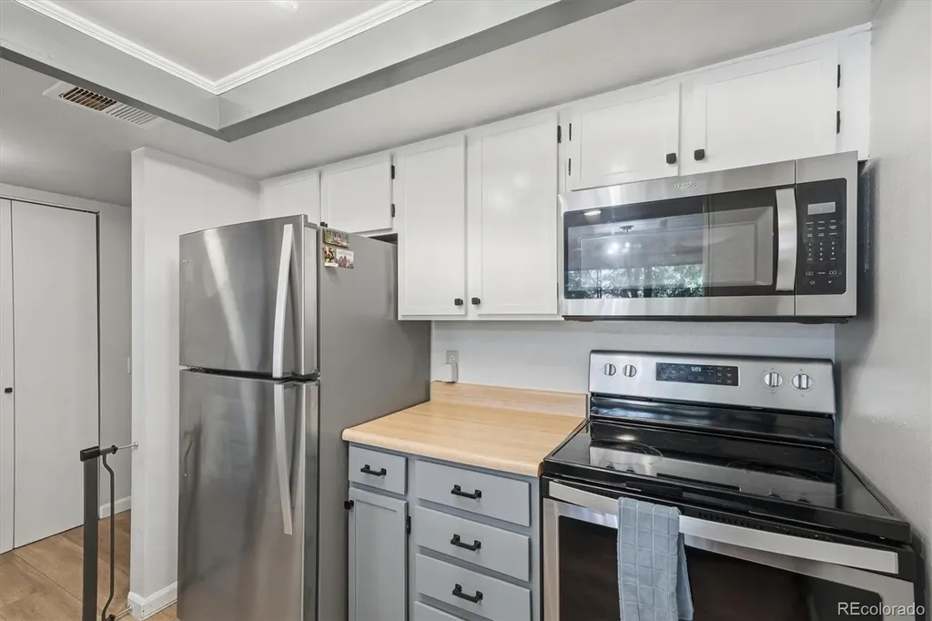 13902 E Stanford Circle Aurora CO 80015