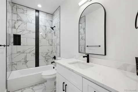 1931 Andes Street Aurora CO 80011