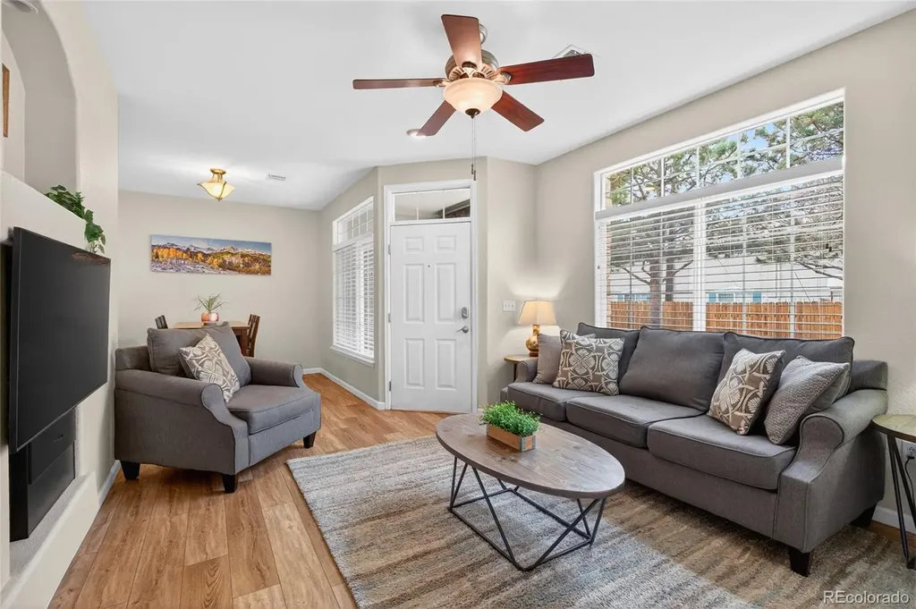1509 S Florence Court Aurora CO 80247
