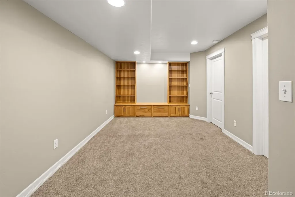 563 Kenai Court Windsor CO 80550