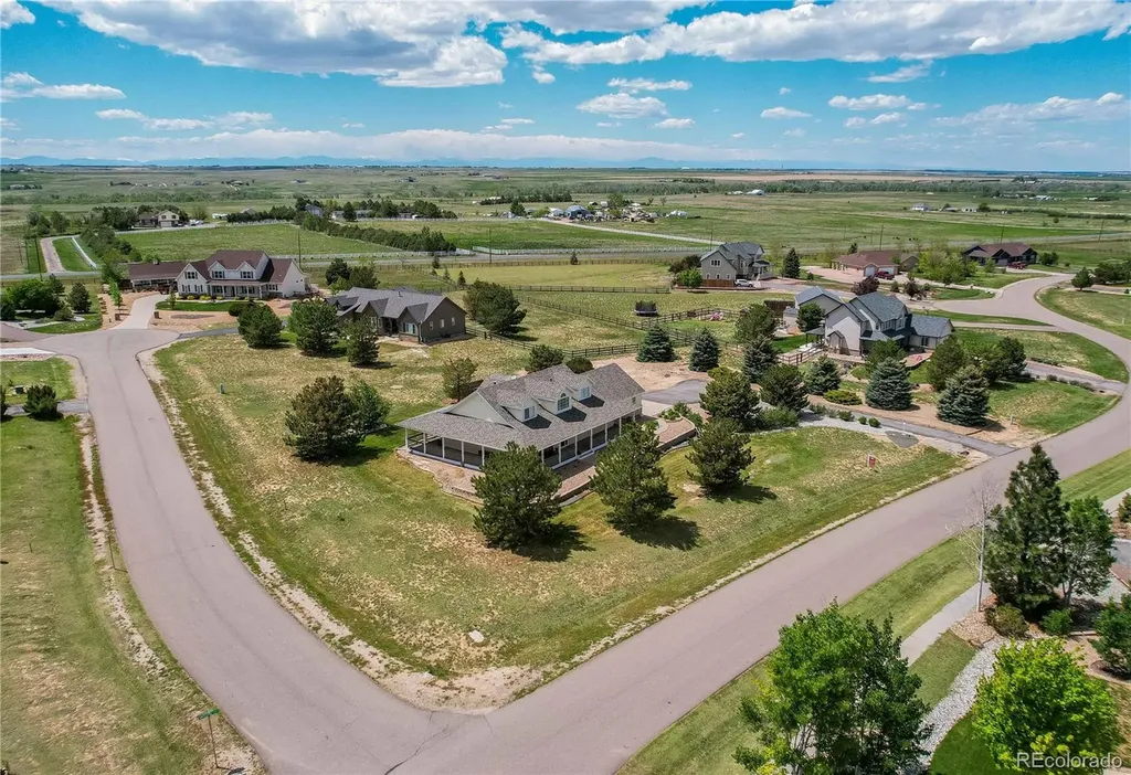 895 Antelope Drive W Bennett CO 80102
