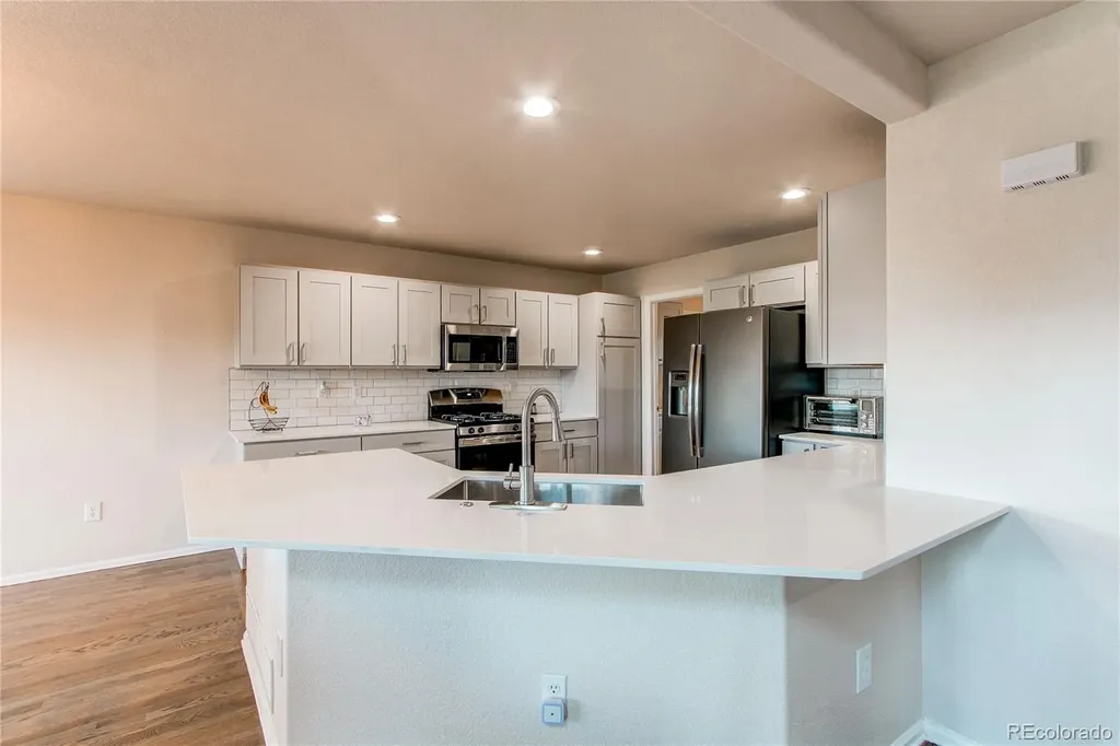 895 Antelope Drive W Bennett CO 80102