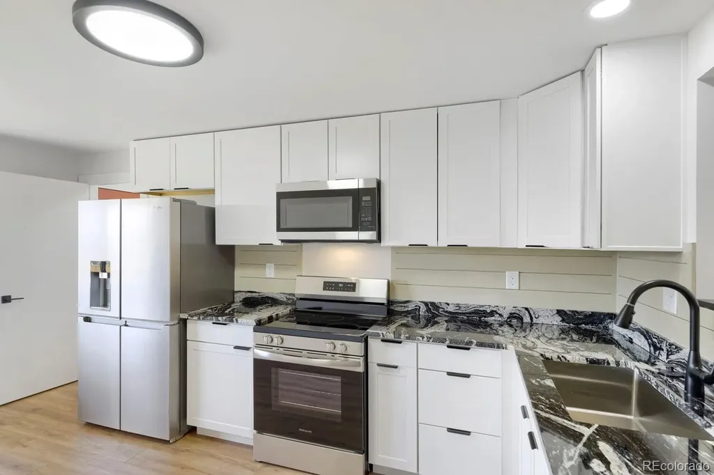 900 S Yarrow Street Lakewood CO 80226