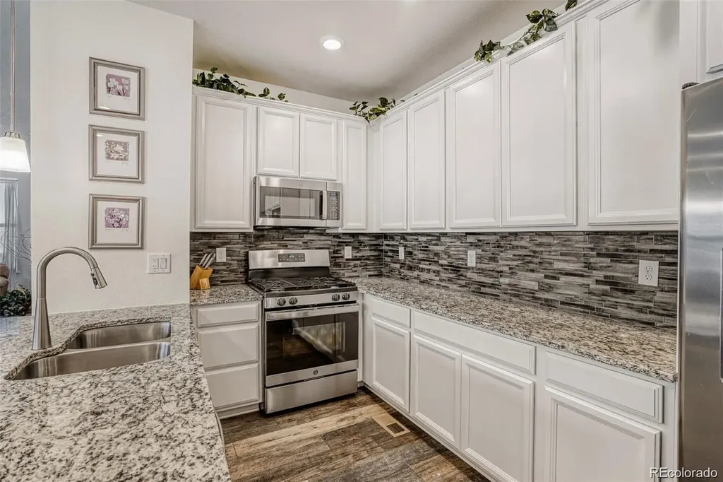 17703 Olive Street Broomfield CO 80023