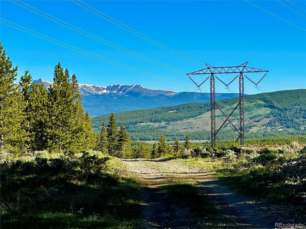3052 Excelsior Leadville CO 80461