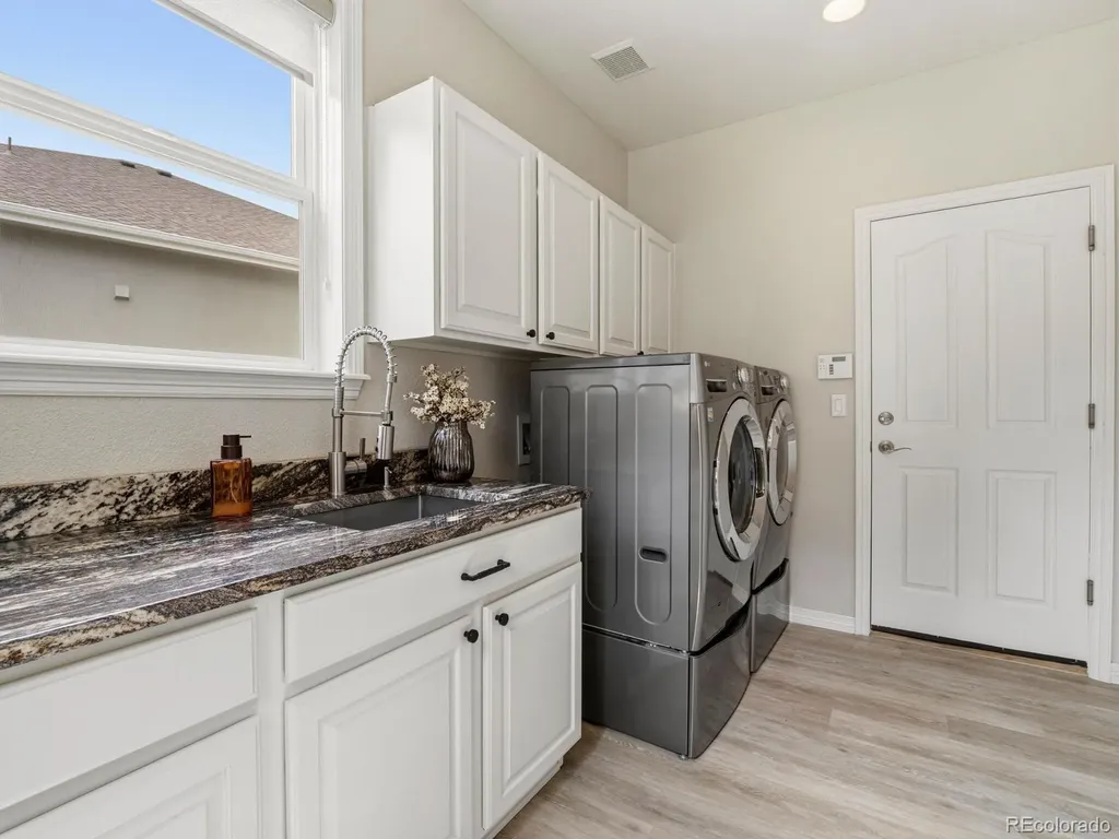 2794 Pemberly Avenue Highlands Ranch CO 80126