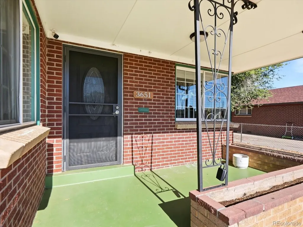 3651 Forest Street Denver CO 80207