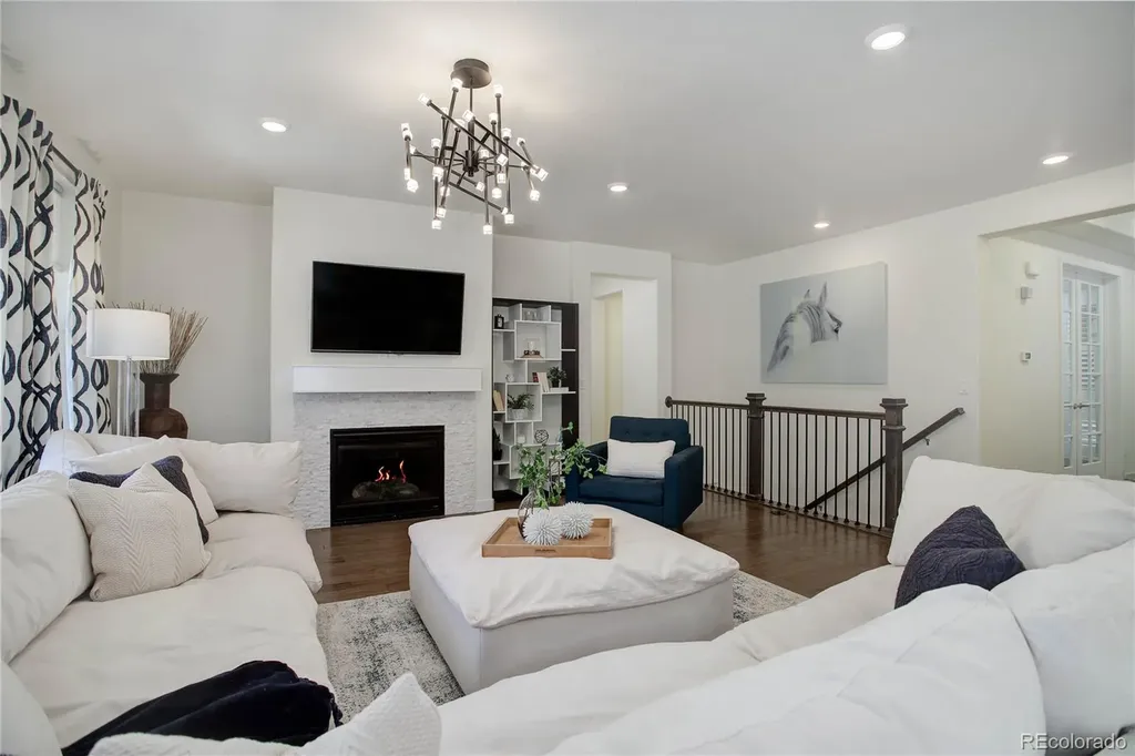 9750 Taylor River Circle Littleton CO 80125