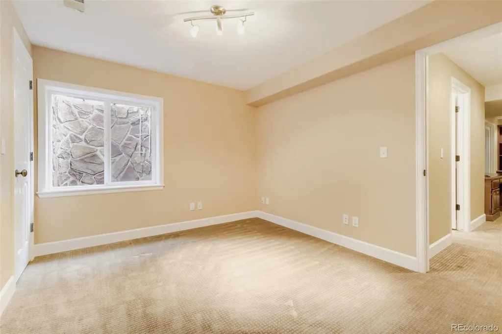 217 S Syracuse Street Denver CO 80230
