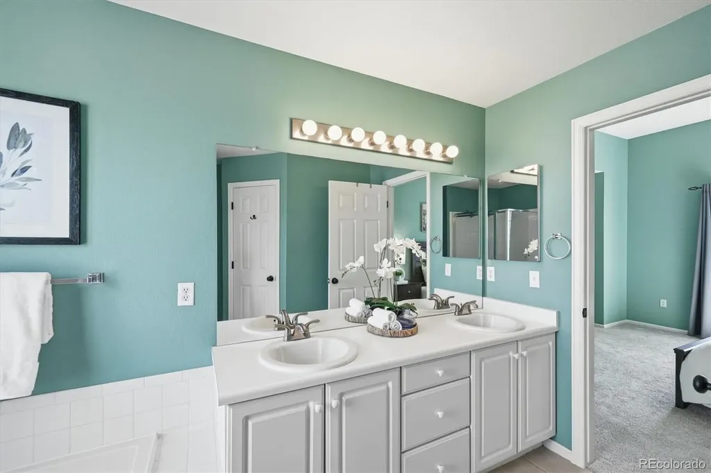 9629 Burberry Way Highlands Ranch CO 80129