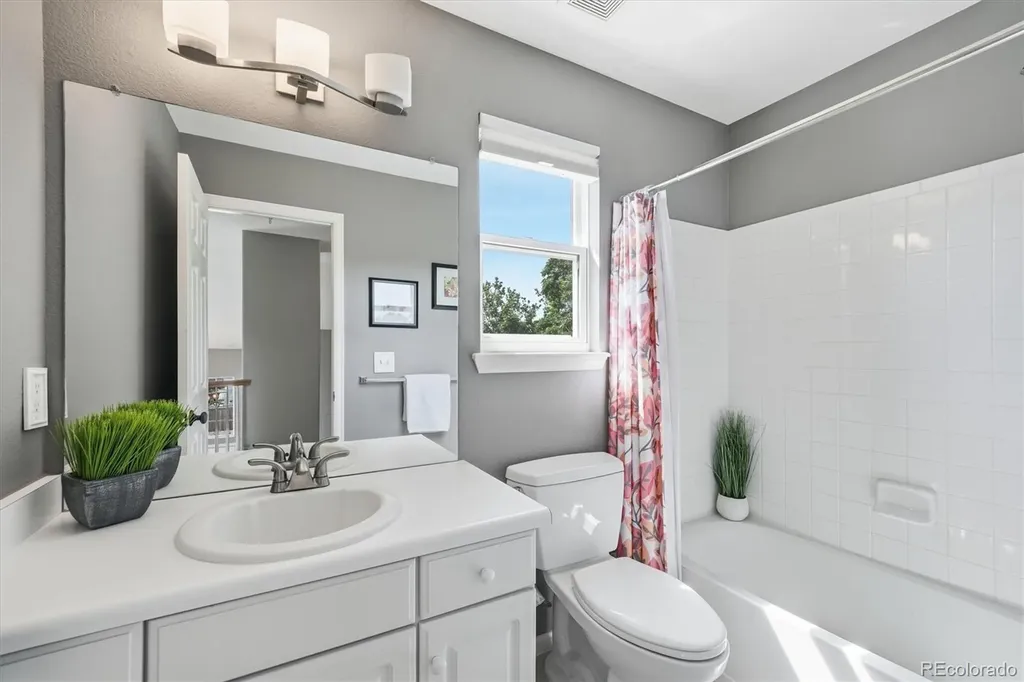 9629 Burberry Way Highlands Ranch CO 80129
