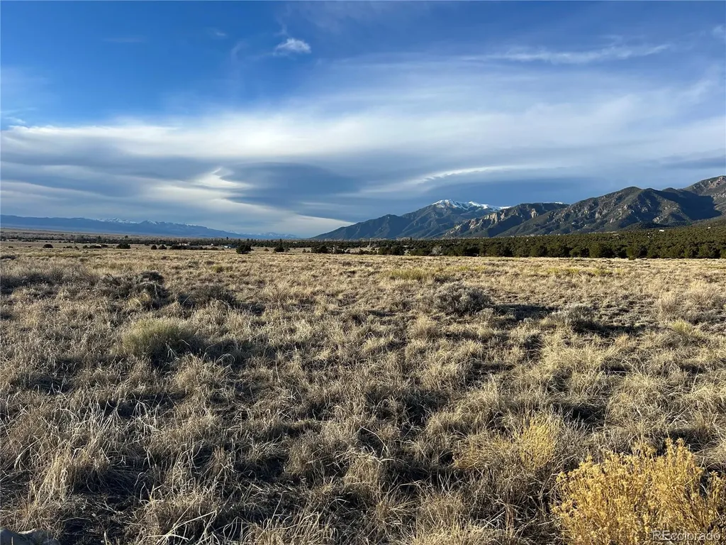 3292 Camino Del Rey Crestone CO 81131