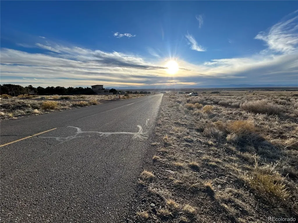 3292 Camino Del Rey Crestone CO 81131