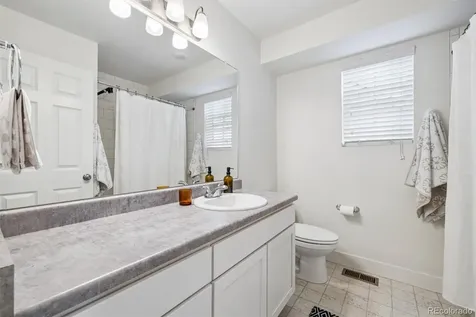 221 S Oak Hill Street Aurora CO 80018